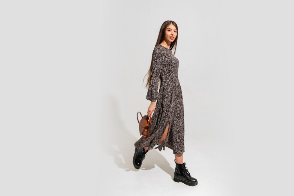 Přečtete si více ze článku 1 Dress 3 Looks